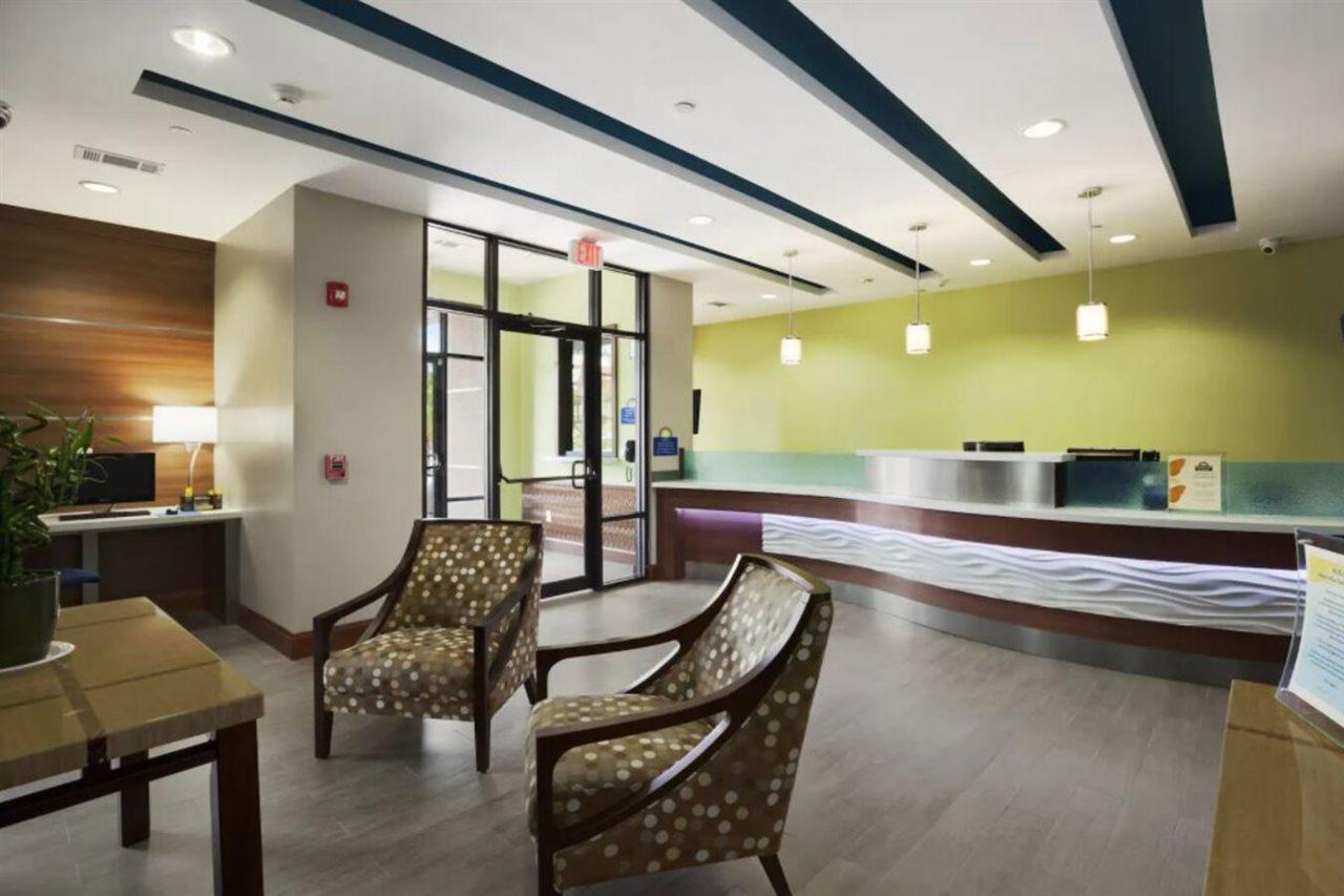 Days Inn & Suites By Wyndham Houston North-Spring Westfield Kültér fotó