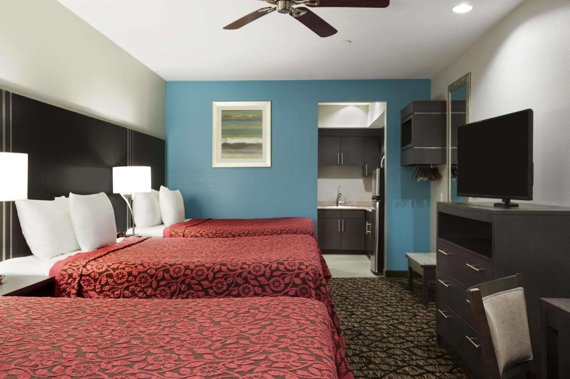 Days Inn & Suites By Wyndham Houston North-Spring Westfield Kültér fotó